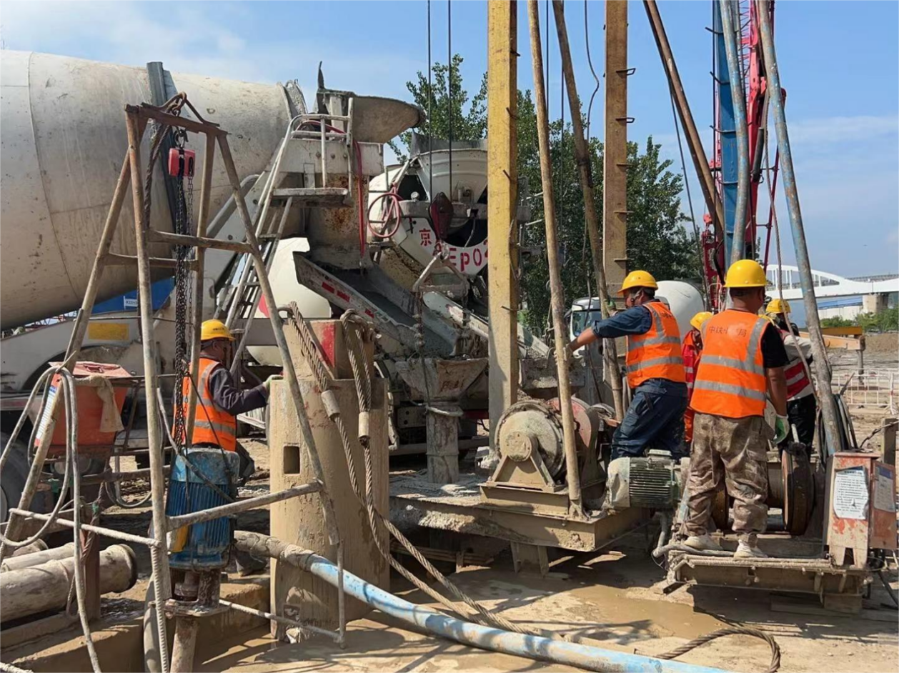 中秋“不打烊” BG视讯官网北京段灾后复原沉建项目施工忙 中秋“不打烊” BG视讯官网北京段灾后复原沉建项目施工忙